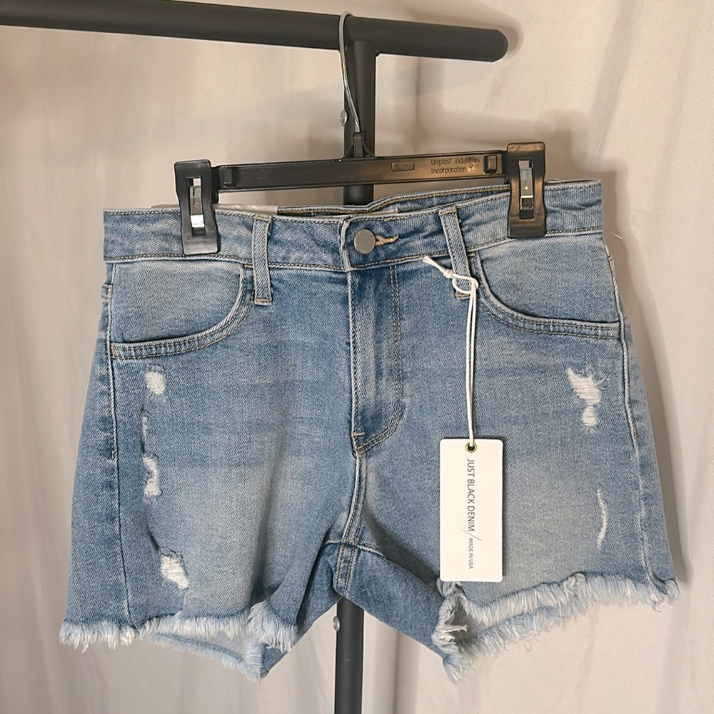 NWT JUST BLACK DENIM mid-rise mini distressed fray hem light denim